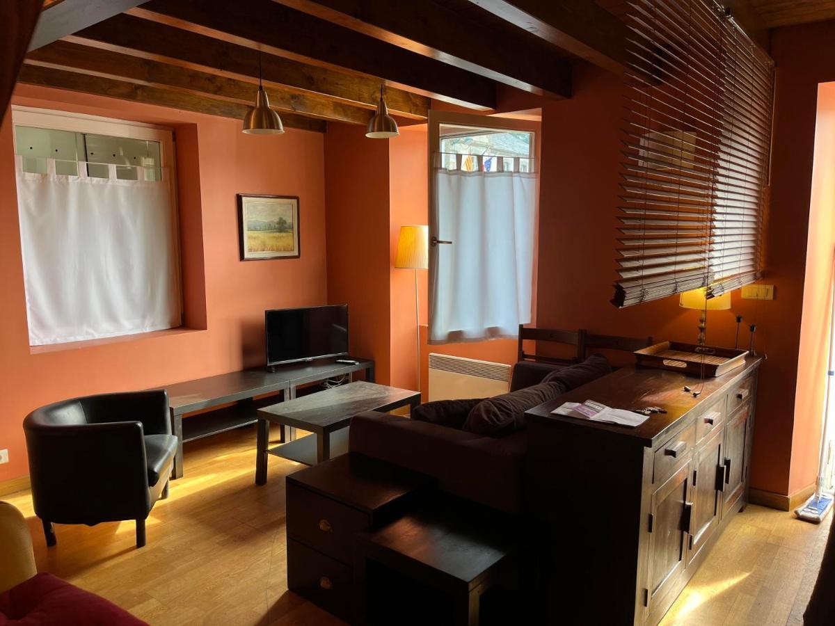 부흐-마담 Casa De Poble Acollidora,Amb Llar De Foc, 빌라 외부 사진